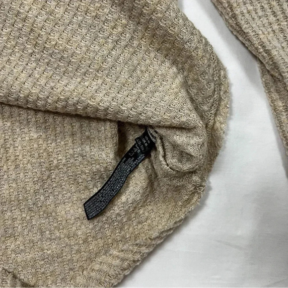 Urban Outfitters - Out From Under Waffle Knit Oversized Cardigan - Picture 5 of 6